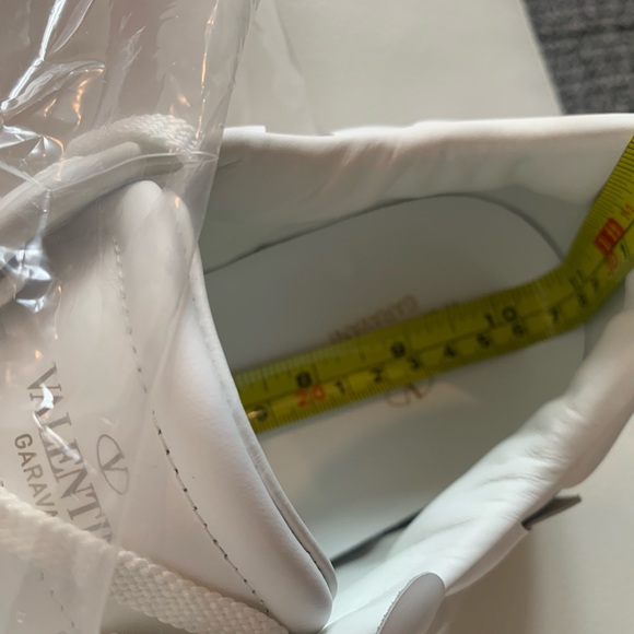 Brand new. Genuine Valentino Garavani Rose petal Sneakers - Picture 12 of 14